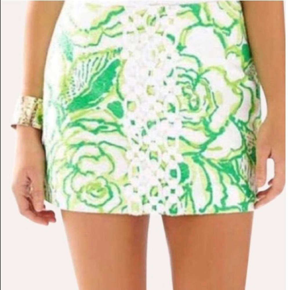 Lilly Pulitzer mini sz 4